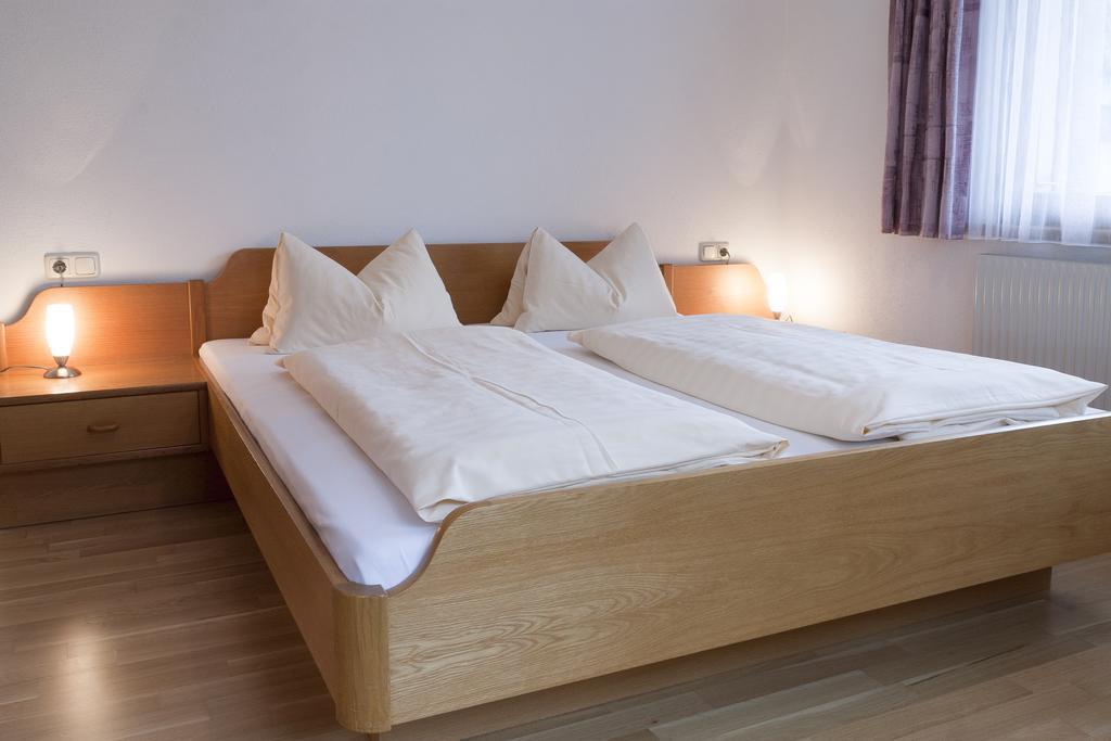 Eckis Appartements Schruns Екстериор снимка
